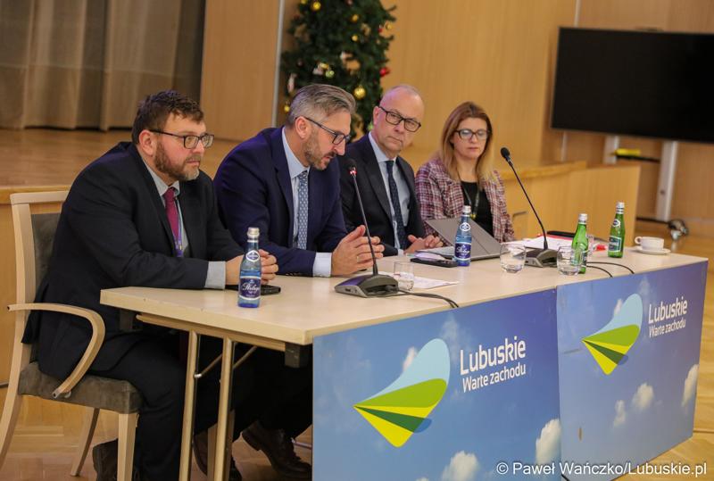 Posiedzenie Lubuskiego Zespół ds. Szkolnictwa Wyższego w Sali Kolumnowej w siedzibie Urzędu Marszałkowskiego Województwa Lubuskiego