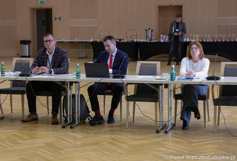 Posiedzenie Lubuskiego Zespół ds. Szkolnictwa Wyższego w Sali Kolumnowej w siedzibie Urzędu Marszałkowskiego Województwa Lubuskiego