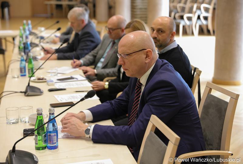 Posiedzenie Lubuskiego Zespół ds. Szkolnictwa Wyższego w Sali Kolumnowej w siedzibie Urzędu Marszałkowskiego Województwa Lubuskiego
