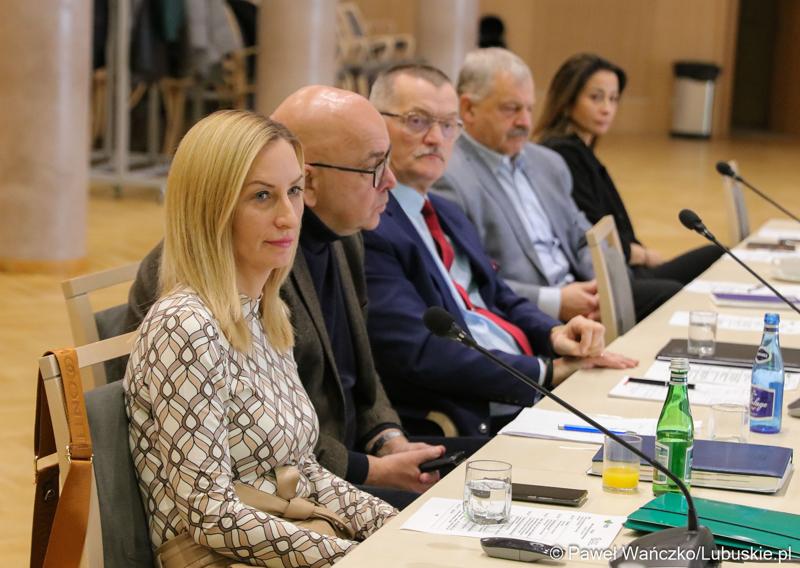 Posiedzenie Lubuskiego Zespół ds. Szkolnictwa Wyższego w Sali Kolumnowej w siedzibie Urzędu Marszałkowskiego Województwa Lubuskiego
