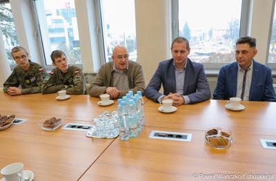 Spotkanie wicemarszałka Łukasza Poryckiego z uczniami Zespołu Szkół Technicznych w Zielonej Górze