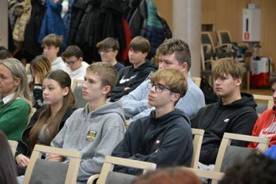 8 grudnia 2023 r. w Sali Kolumnowej w Urzędzie Marszałkowskim Województwa Lubuskiego odbyła się konferencja z okazji obchodów Światowego Dnia AIDS,  przypadającego 1 grudnia