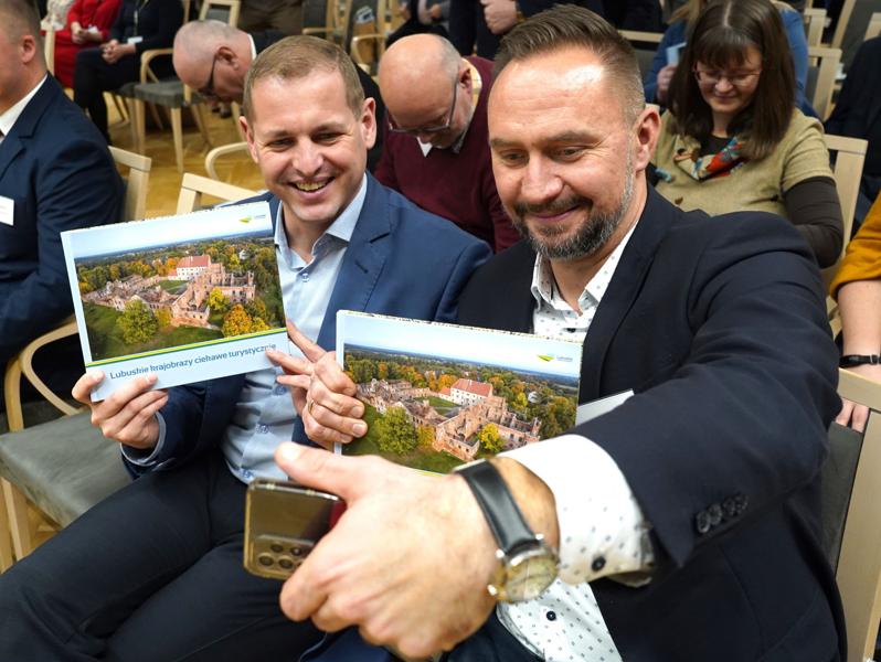 15 grudnia 2023 r. zespół opracowujący projekt audytu krajobrazowego województwa lubuskiego podsumował 4 lata swojej pracy