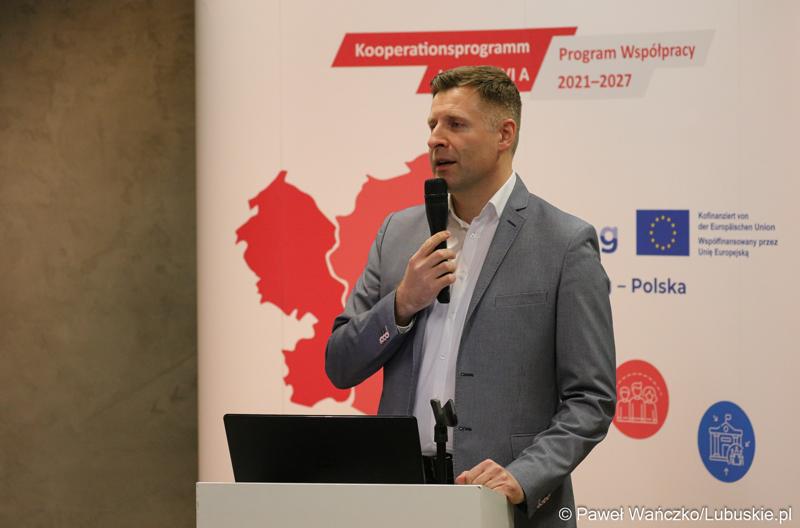 Uczestnicy szkolenia z zasad horyzontalnych w programie Interreg