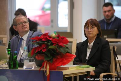 Radni podczas LX zwyczajnej sesji Sejmiku Województwa Lubuskiego
