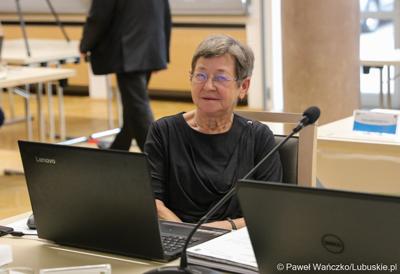 Radna Maria Jaworska podczas LX zwyczajnej sesji Sejmiku Województwa Lubuskiego