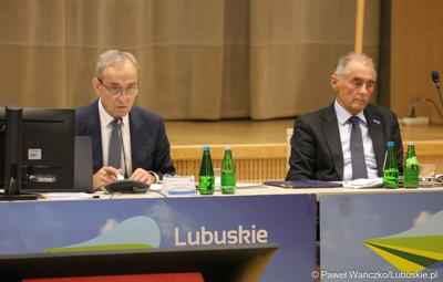 Członkowie prezydium Sejmiku Województwa Lubuskiego podczas LX zwyczajnej sesji  