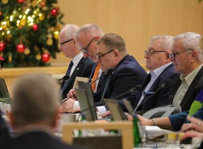 Uczestnicy LX zwyczajnej sesja Sejmiku Województwa Lubuskiego