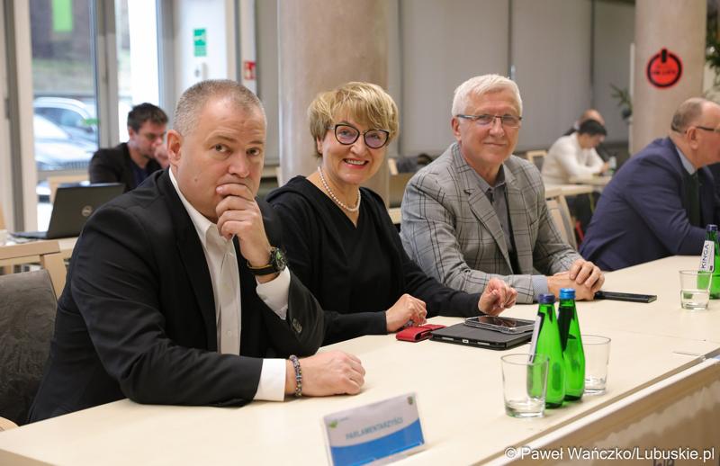 Lubuscy parlamentarzyści podczas LX zwyczajnej sesja Sejmiku Województwa Lubuskiego