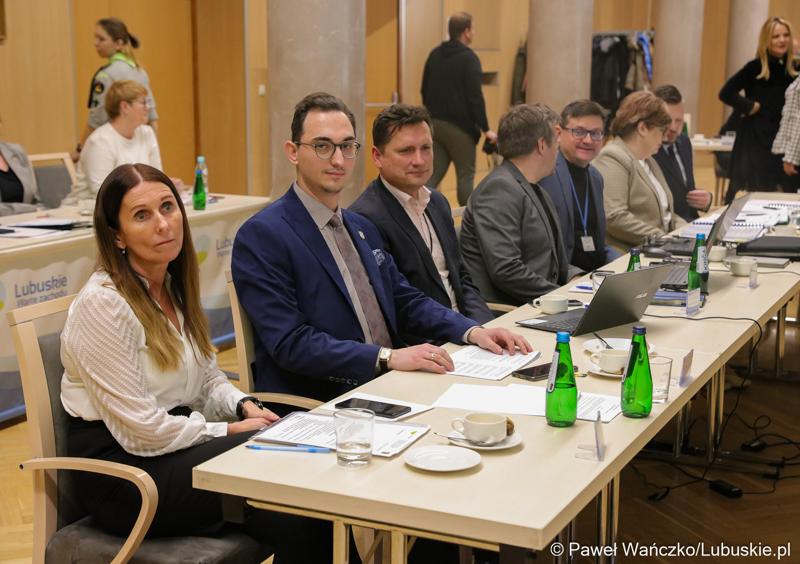 Uczestnicy LX zwyczajnej sesja Sejmiku Województwa Lubuskiego