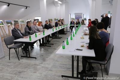 Spotkanie Instytucji Zarządzającej programem „Fundusze Europejskie dla Lubuskiego 2021-2027” z partnerstwem jednostek samorządu terytorialnego w Łęknicy