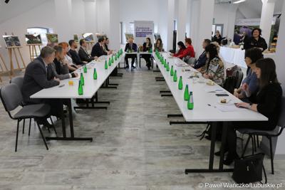 Spotkanie Instytucji Zarządzającej programem „Fundusze Europejskie dla Lubuskiego 2021-2027” z partnerstwem jednostek samorządu terytorialnego w Łęknicy