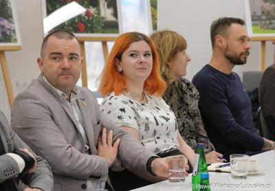 Uczestnicy spotkania Instytucji Zarządzającej programem „Fundusze Europejskie dla Lubuskiego 2021-2027” z partnerstwem jednostek samorządu terytorialnego w Łęknicy