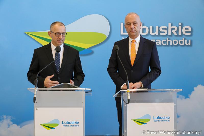 Marszałek Województwa Lubuskiego Marcin Jabłoński (z prawej) oraz Wojewoda Lubuski Marek Cebula