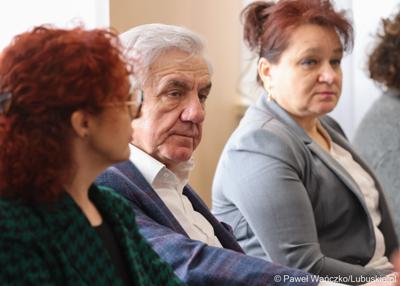 Uczestnicy  spotkania Partnerstwa „Razem dla wspólnego rozwoju: Trzciel, Pszczew, Szczaniec, Zbąszynek, Babimost, Kargowa, Trzebiechów, Bojadła, Przytoczna” w Lutolu Mokrym 