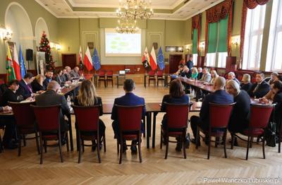 Spotkanie Instytucji Zarządzającej programem Fundusze Europejskie dla Lubuskiego 2021-2027 z ZIT i Partnerstwami Jednostek Samorządu Terytorialnego ws Żarach 