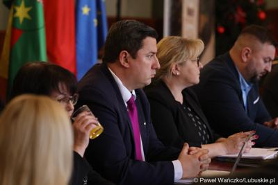 Spotkanie Instytucji Zarządzającej programem Fundusze Europejskie dla Lubuskiego 2021-2027 z ZIT i Partnerstwami Jednostek Samorządu Terytorialnego ws Żarach 