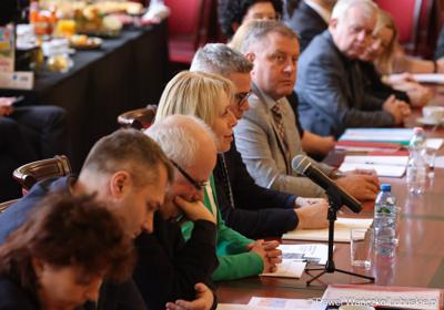 Spotkanie Instytucji Zarządzającej programem Fundusze Europejskie dla Lubuskiego 2021-2027 z ZIT i Partnerstwami Jednostek Samorządu Terytorialnego ws Żarach 
