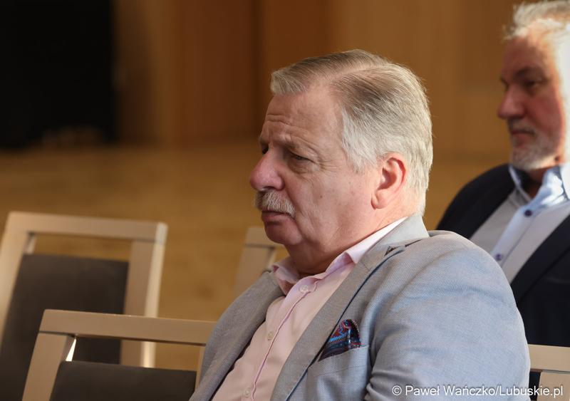 Uczestnicy piątkowego (19 stycznia 2023 r.) spotkania ws. projektu aktualizacji Strategii Rozwoju Województwa Lubuskiego 2030 w urzędzie marszałkowskim