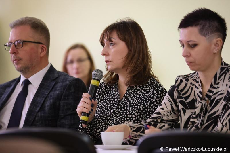 Spotkanie Instytucji Zarządzającej programem Fundusze Europejskie dla Lubuskiego 2021-2027 z przedstawicielami miast i gmin tworzących Partnerstwo Razem dla rozwoju Powiatu Żagańskiego: Małomice, Niegosławice, Brzeźnica, Szprotawa, powiat Żagański.