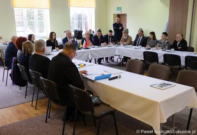 Spotkanie Instytucji Zarządzającej programem Fundusze Europejskie dla Lubuskiego 2021-2027 z przedstawicielami miast i gmin tworzących Partnerstwo Razem dla rozwoju Powiatu Żagańskiego: Małomice, Niegosławice, Brzeźnica, Szprotawa, powiat Żagański. 
 
