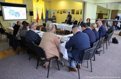 Spotkanie Instytucji Zarządzającej programem Fundusze Europejskie dla Lubuskiego 2021-2027 z przedstawicielami miast i gmin tworzących Partnerstwo Razem dla rozwoju Powiatu Żagańskiego: Małomice, Niegosławice, Brzeźnica, Szprotawa, powiat Żagański. 
 