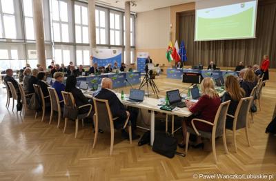 Uczestnicy styczniowej zwyczajnej sesji Sejmiku Województwa Lubuskiego