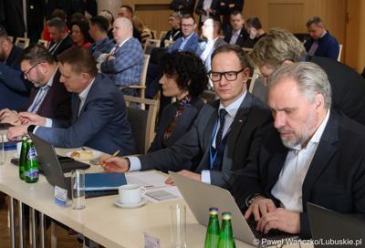 Uczestnicy styczniowej zwyczajnej sesji Sejmiku Województwa Lubuskiego