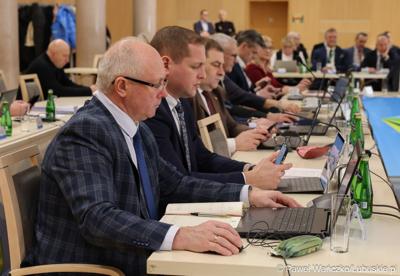 Zarząd woj. lubuskiego oraz radni na styczniowej zwyczajnej sesji Sejmiku Województwa Lubuskiego