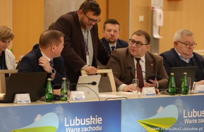 Uczestnicy styczniowej zwyczajnej sesji Sejmiku Województwa Lubuskiego