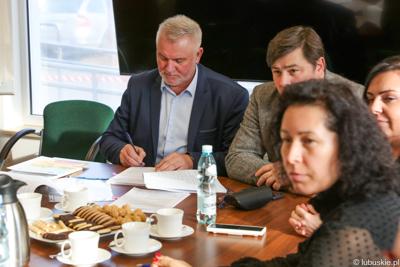 Podpisanie umów z LGD - uczestnicy