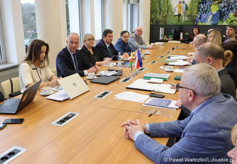 Spotkanie Instytucji Zarządzającej programem Fundusze Europejskie dla Lubuskiego 2021-2027 z Zielonogórsko-Nowosolskim Miejskim Obszarem Funkcjonalnym