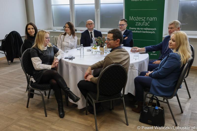 Uczestnicy Gospodarczej Inauguracji 2024 r. w sali sesyjnej Urzędu Miasta w Gorzowie Wlkp.