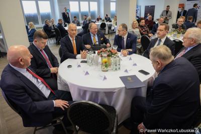 Uczestnicy Gospodarczej Inauguracji 2024 r. w sali sesyjnej Urzędu Miasta w Gorzowie Wlkp.