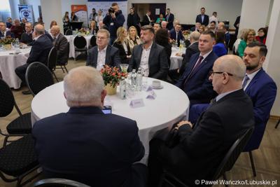 Uczestnicy Gospodarczej Inauguracji 2024 r. w sali sesyjnej Urzędu Miasta w Gorzowie Wlkp.