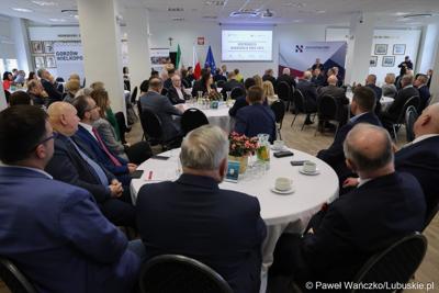 Uczestnicy Gospodarczej Inauguracji 2024 r. w sali sesyjnej Urzędu Miasta w Gorzowie Wlkp.