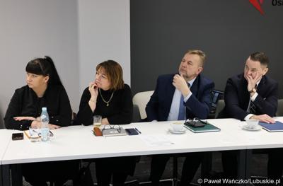 Uczestnicy spotkania Instytucji Zarządzającej programem Fundusze Europejskie dla Lubuskiego 2021-2027 z Gorzowskim Miejskim Obszarem Funkcjonalnym