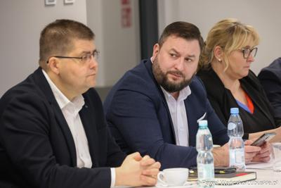 Uczestnicy spotkania Instytucji Zarządzającej programem Fundusze Europejskie dla Lubuskiego 2021-2027 z Gorzowskim Miejskim Obszarem Funkcjonalnym