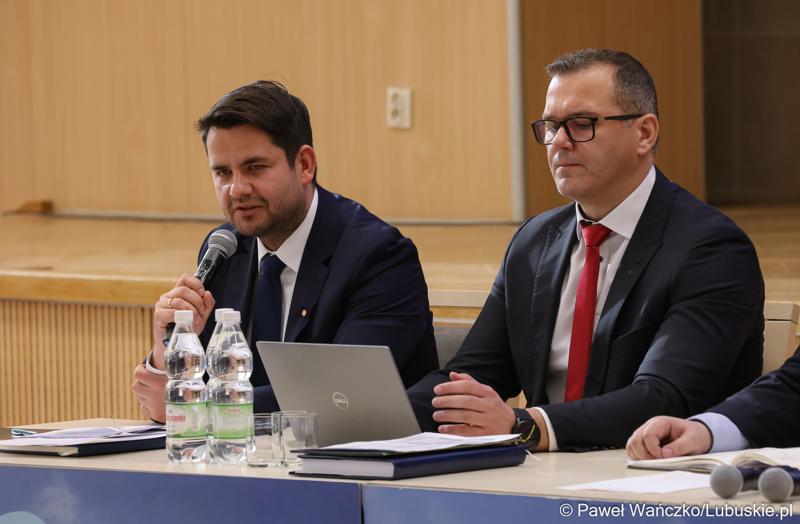 Uczestnicy spotkania wicemarszałka Zbigniewa Kołodzieja z przedstawicielami Rad Powiatowych Lubuskiej Izby Rolniczej