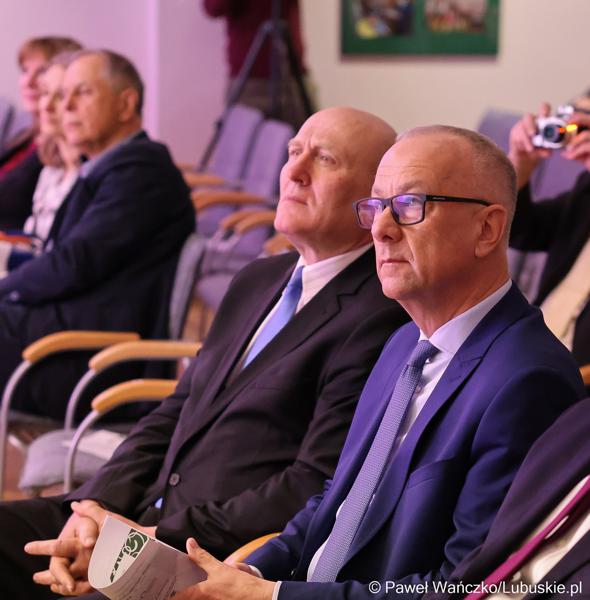 Marszałek województwa lubuskiego Marcin Jabłoński podczas uroczystych obchodów jubileuszu 60-lecia Lubuskiego Towarzystwa Naukowego w Muzeum Ziemi Lubuskiej w Zielonej Górze.