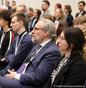Uczestnicy Konferencji SatGisPlan 2024 w Parku Technologii Kosmicznych w Zielonej Górze Nowym Kisielinie