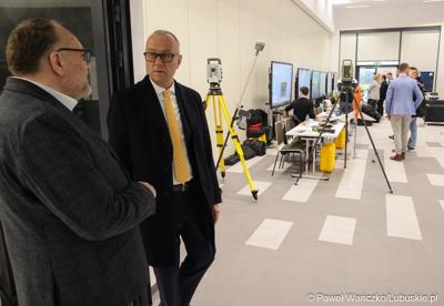 Uczestnicy Konferencji SatGisPlan 2024 w Parku Technologii Kosmicznych w Zielonej Górze Nowym Kisielinie