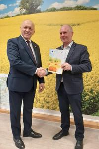 Podpisano kolejne umowy na budowę i modernizację dróg lokalnych