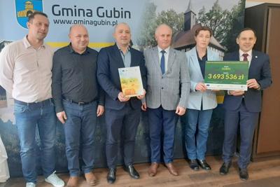 Podpisano kolejne umowy na budowę i modernizację dróg lokalnych