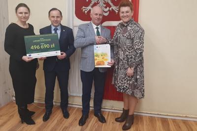 Podpisano kolejne umowy na budowę i modernizację dróg lokalnych