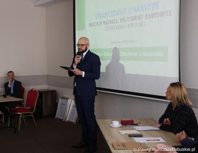 Uczestnicy walnego zgromadzenia członków Zrzeszenia Gmin Województwa Lubuskiego w Lubniewicach 