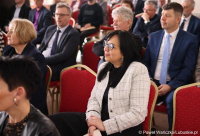 Uczestnicy walnego zgromadzenia członków Zrzeszenia Gmin Województwa Lubuskiego w Lubniewicach 