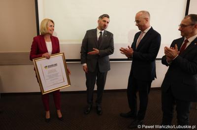 Uczestnicy walnego zgromadzenia członków Zrzeszenia Gmin Województwa Lubuskiego w Lubniewicach 