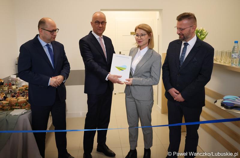 Oficjalne otwarcie Punktu Zgłoszeniowo-Koordynacyjnego dla osób w kryzysie zdrowia psychicznego w Międzyrzeczu.