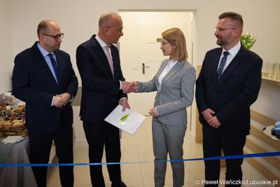 Oficjalne otwarcie Punktu Zgłoszeniowo-Koordynacyjnego dla osób w kryzysie zdrowia psychicznego w Międzyrzeczu. 